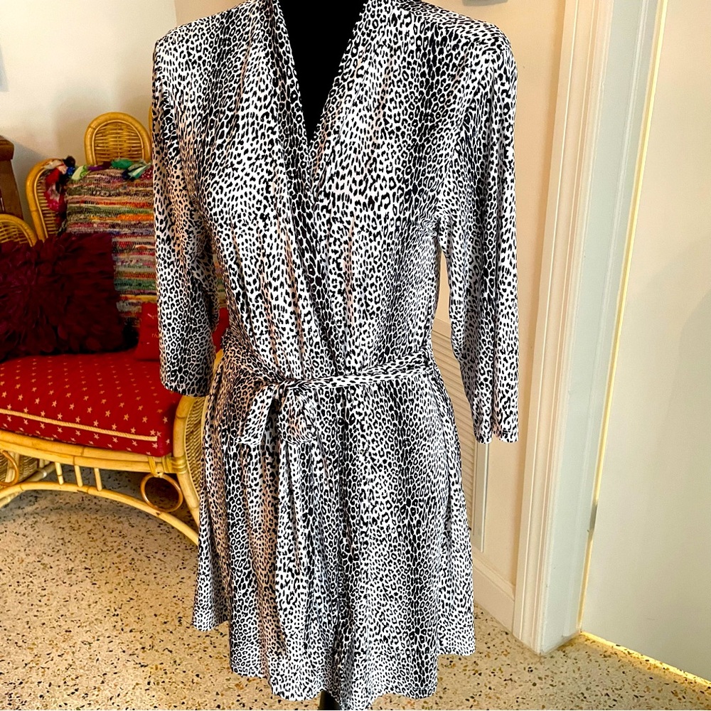 Rene Rofe Black White Leopard Print Lingerie Robe! New! Small